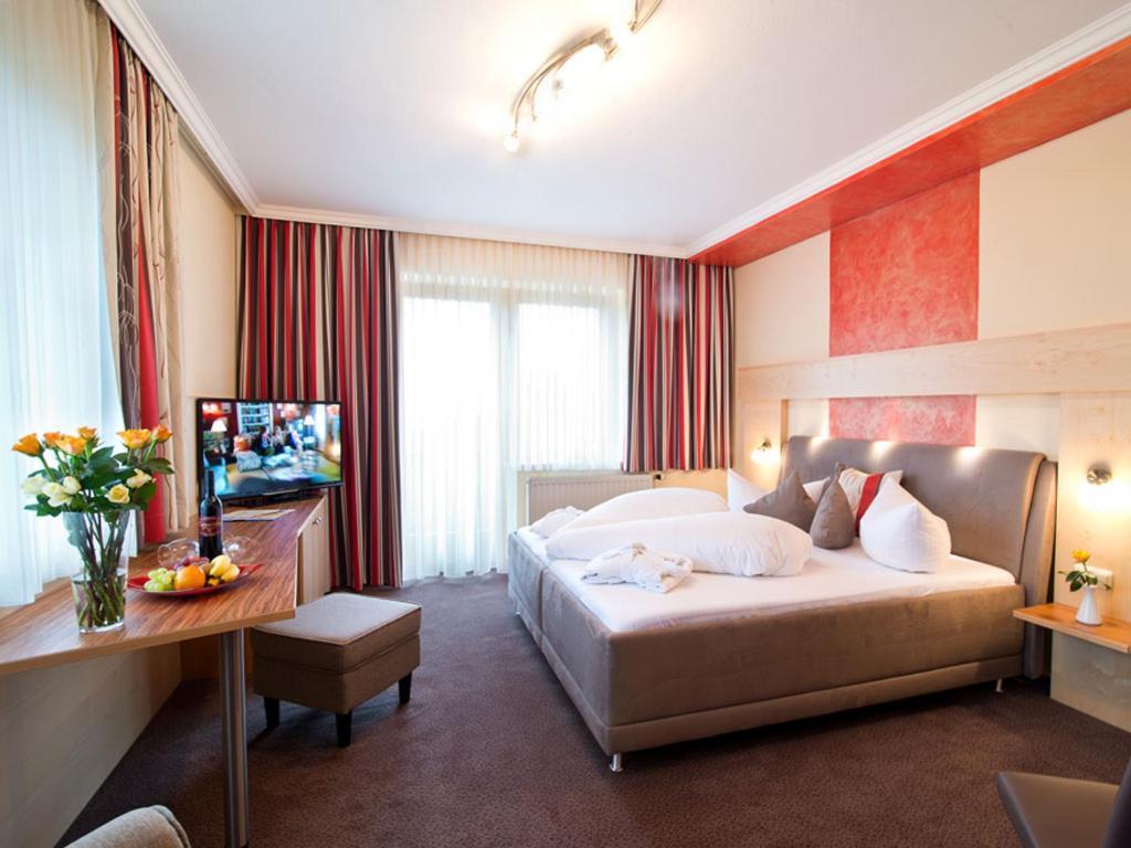 Dreilandhof Hotel Loipersdorf bei Fuerstenfeld Bagian luar foto