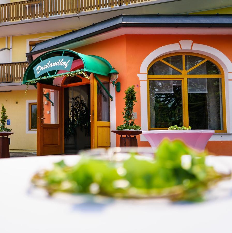 Dreilandhof Hotel Loipersdorf bei Fuerstenfeld Bagian luar foto