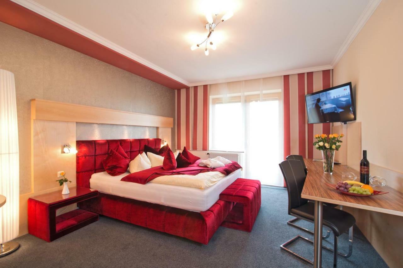 Dreilandhof Hotel Loipersdorf bei Fuerstenfeld Bagian luar foto
